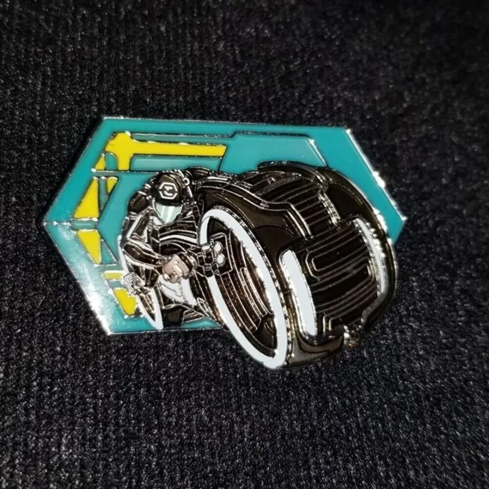 Disney Pin Tron Legacy Sam Flynn On Light Cycle ONLY Mystery Collection 81652 BB